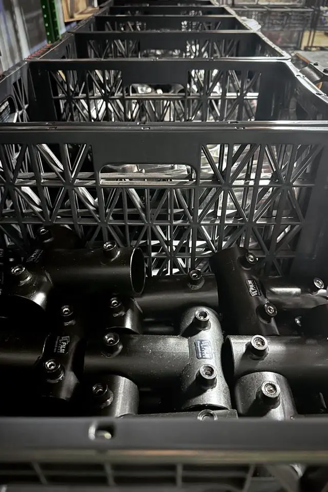 Alt view image 4 of 6 - 19" x 13" x 11.5" Heavy Duty Steel-Banded Milk Crate