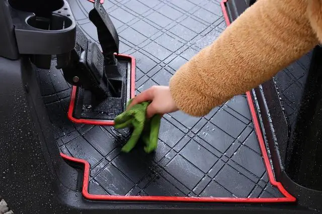 Alt view image 7 of 7 - Golf Cart Floor Mat Black Red Trim for Club Car Precedent 04+, Tempo/Onward 17+