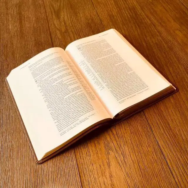 Alt view image 7 of 7 - Personalized Family Bible, Custom Engraved NKJV Wide-Margin Family Tree Bible for Weddings and Anniv. Gifts