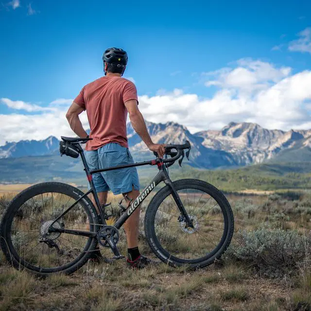 Alt view image 5 of 6 - Rambler | Dual Compound - EXO | Tubeless Gravel Tire | Ramped Center Tread Rolls Fast on Hardpack, EXO Cut/Abrasion Protection, Tubeless Ready, 120 TPI Casing