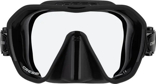 Alt view image 4 of 7 - Adult Frameless Diving Mask - Wide View Mono Lens - Low Internal Volume - Pure Soft Silicone - Z2S: Designed in Italy by