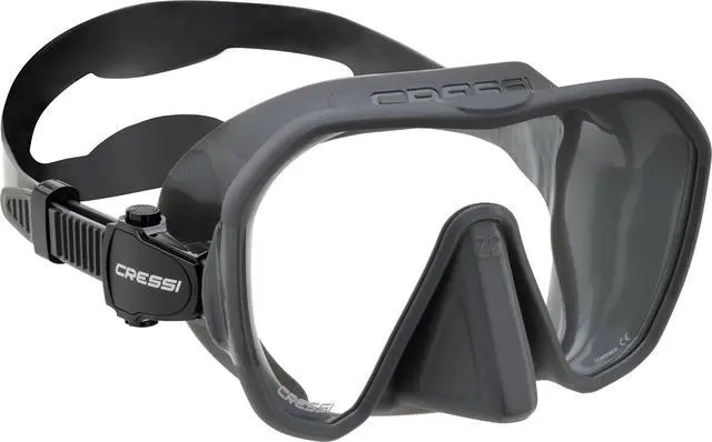 Alt view image 2 of 7 - Adult Frameless Diving Mask - Wide View Mono Lens - Low Internal Volume - Pure Soft Silicone - Z2: Designed in Italy by