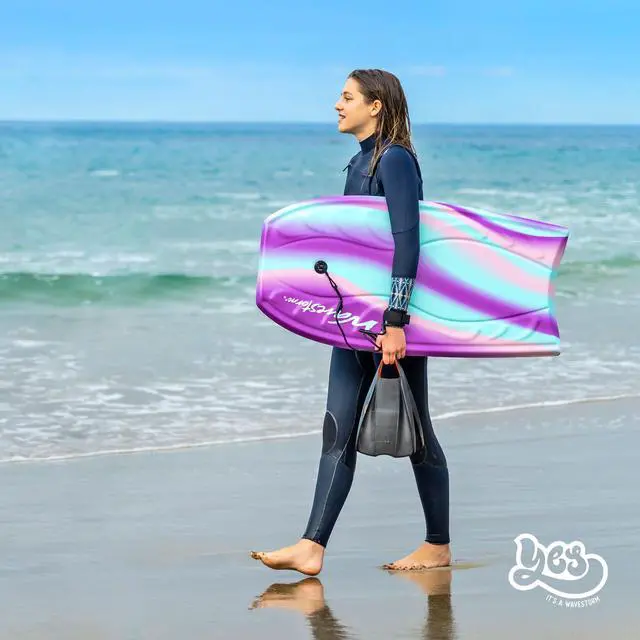Alt view image 3 of 7 - Foam Bodyboard 40"