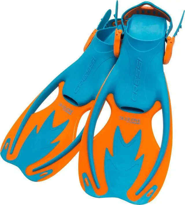 Alt view image 3 of 7 - Junior Snorkel Kit for Kids Ages 3 to 8 - Mask + Dry Snorkel + Adjustable Fins + Net Bag Rocks Kids Set
