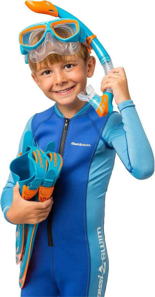 Alt view image 5 of 7 - Junior Snorkel Kit for Kids Ages 3 to 8 - Mask + Dry Snorkel + Adjustable Fins + Net Bag Rocks Kids Set