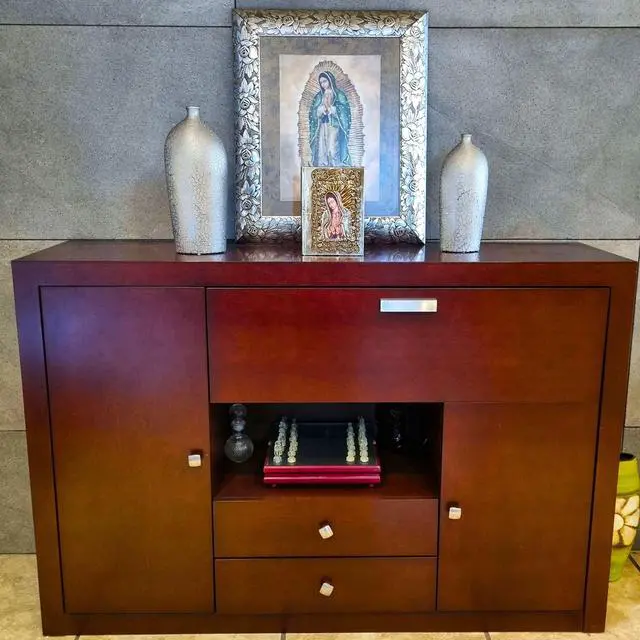 Alt view image 6 of 7 - Catholic Spanish Bible with Metalic Cover of Our Virgen de Guadalupe Spanish Bible Large Print - Decorations for Catholic Wedding biblia