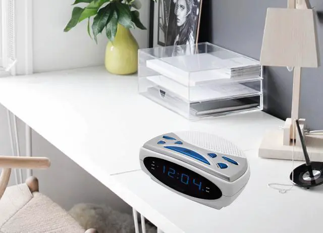 Alt view image 4 of 5 - HX-137CR Alarm Clock Radio, 0.9 Blue LED Display (White)