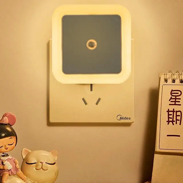 Main image of Night Lights Plug into Wall,Dusk-to-Dawn Sensor with Automatically Turn on and Off Night Light Bedroom,Bathroom,Stairs,Warm, 4 Packs