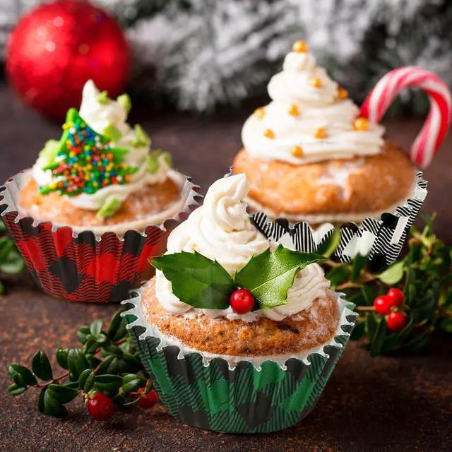 Alt view image 7 of 7 - 600Pcs Christmas Cupcake Wrappers 3 Colors Buffalo Plaid Cupcake Liners Disposable Cake Holders Paper Muffin Cups for Baking Home Kitchen Holiday Party Supplies