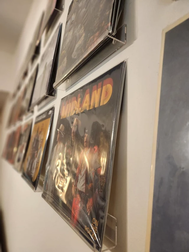 Alt view image 7 of 7 - Vinyl Record Shelf Wall Mount, Acrylic Vinyl Holder Wall, 6 Pack 12inch Acrylic Record Vinyl Shelves Display, Clear Album Record Holder Hangers, Display Daily Lp Listening, Office Home