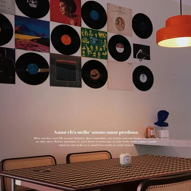 Alt view image 3 of 7 - 15pcs Vinyl Records Decor 12 inch Blank Vinyl Records for Wall Aesthetic Fake Records for Graffiti, Blank Records Props, Blank Records for Music Party Wedding Signing Table No. Vintage Decor