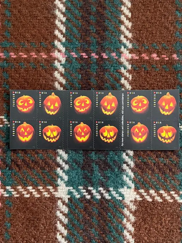 Main image of US Stamps 2016 Jack-O'-Lanterns 5 Sheets of 20