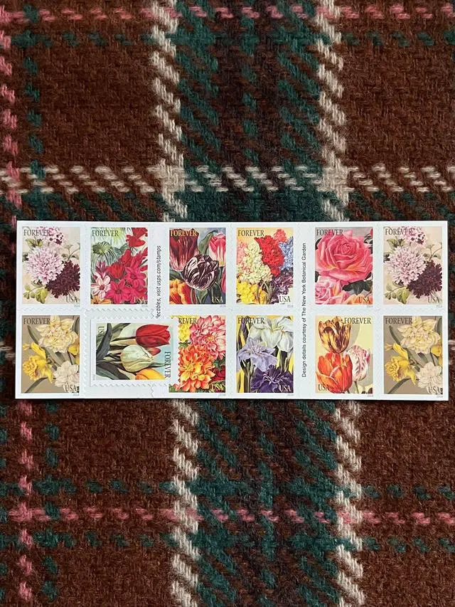 Main image of US Stamps 2016 Botanical Art 5 Sheets of 20