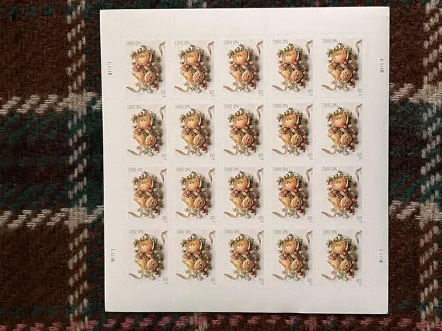 Main image of US Stamps 2017 Celebration Corsage 5 Sheets of 20