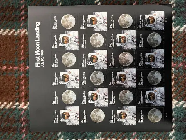 Main image of US Stamps 2019 First Moon Landing 5 Sheets of 20