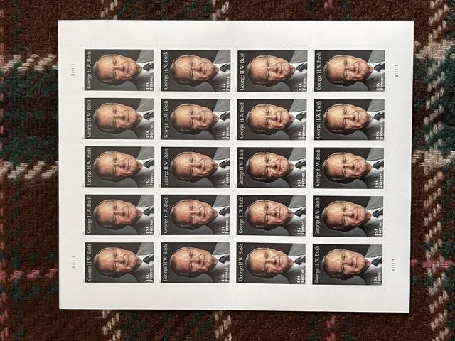 Main image of US Stamps 2019 George H.W. Bush 5 Sheets of 20