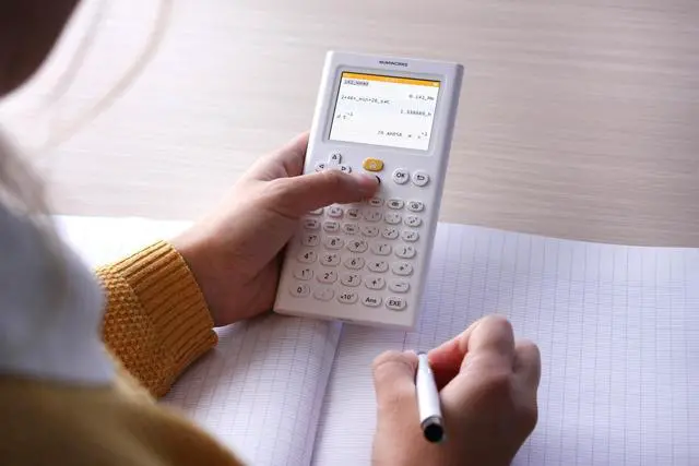 Alt view image 6 of 6 - Graphing Calculator