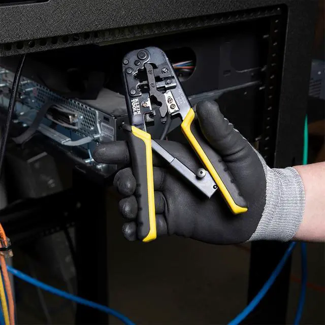 Alt view image 5 of 6 - VDV226-011-SEN Ratcheting Modular Crimper/Stripper