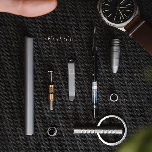 Alt view image 4 of 5 - Slim Click Pen (Brass)