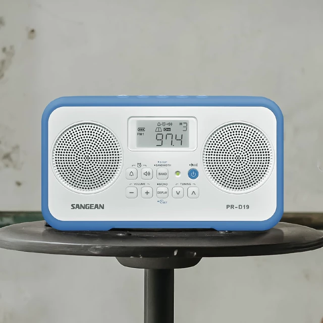 Alt view image 3 of 7 - FM Stereo/AM Digital Tuning Portable Radio with Protective Bumper (Blue)