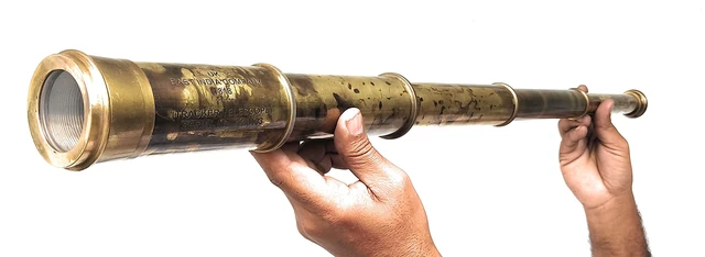 Alt view image 3 of 7 - Rare Brass Telescope Spyglass - East India Company 1818 Tracker Vintage Pirate Spyglass Scope Antique 32" Large Handstitched Leather Gift Box (BT-EIC-32)