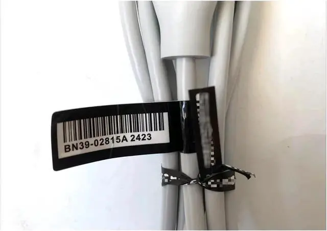 Alt view image 6 of 6 - HDMI to Mini HDMI Cable BN39-02815A 1.5M is for Monitor S27C902PAC S27C902PAU S32BM801UC S32BM801UU S32BM801UE Display Data Cable