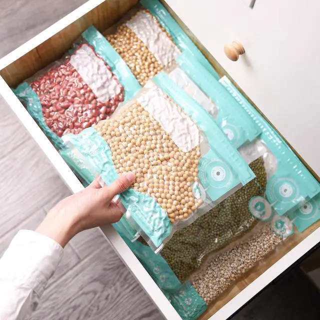 Alt view image 6 of 6 - Sous Vide Bags Reusable, Vacuum Food Storage Bags 15 pcs (S M L each size 5pcs) Comes with 4 sealing sliders PA&PE material Double zipper Long-lasting freshness Bag for Cooking, Food Storage