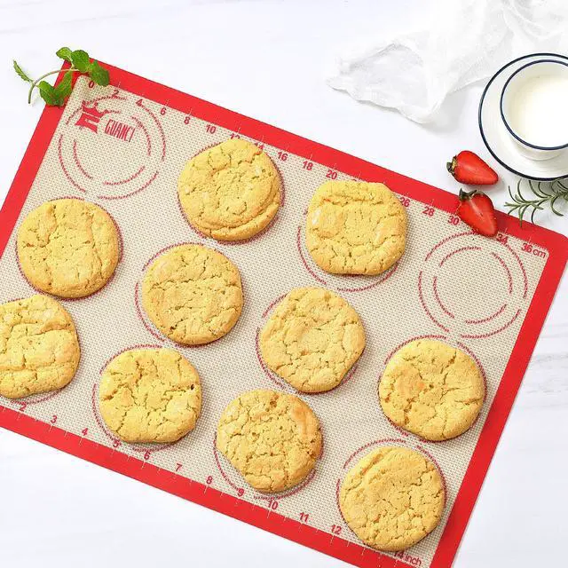 Alt view image 2 of 7 - Silicone Baking Mat Set of 4, 2 Medium 16.5"x11.6", 1 Small 11.8"x8.4", 1 Piece 9" Round, All Mats 0.7mm Thick, Food Grade Non-Stick Reusable Baking Mats for Pizza, Bread, Pastry, Macarons