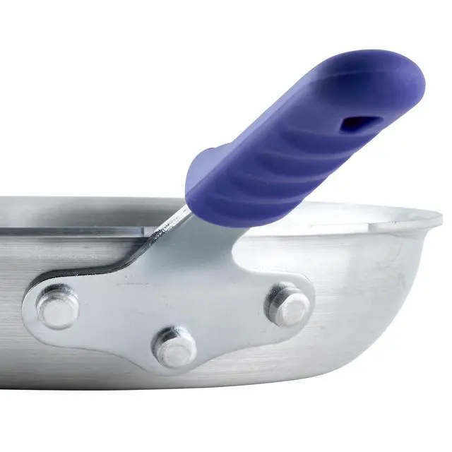 Alt view image 4 of 7 - Commercial-Grade Aluminium Fry Pan/Skillet, Natural Finish with Cool Touch Handle, 8"
