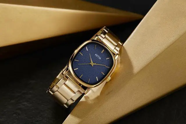 Alt view image 4 of 5 - Unisex Square Round Retro Gold Stainless Steel Strap Analog Quartz Elegant Wrist Watches (ZX-1)