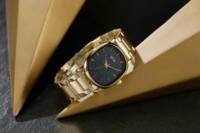 Alt view image 5 of 5 - Unisex Square Round Retro Gold Stainless Steel Strap Analog Quartz Elegant Wrist Watches (ZX-1)