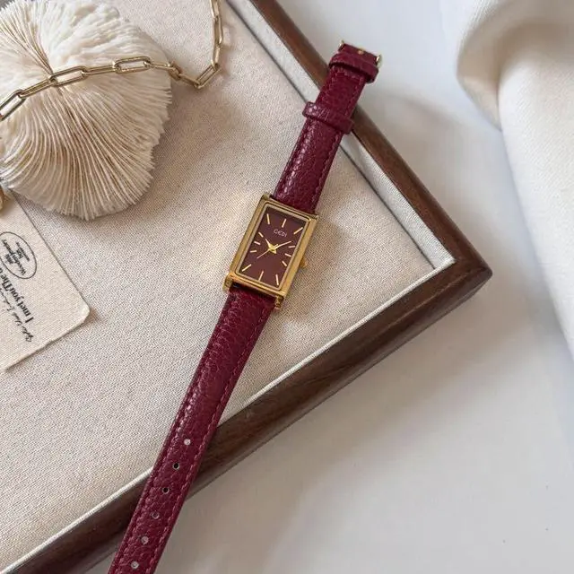 Alt view image 2 of 6 - Vintage Women's Rectangle Wristwatch Classic Ladies Analog Quartz Watch Ultra-Thin Ladies Bangle Bracelet Watch Female Business Dress Watches with Leather Strap (X Gold Red)