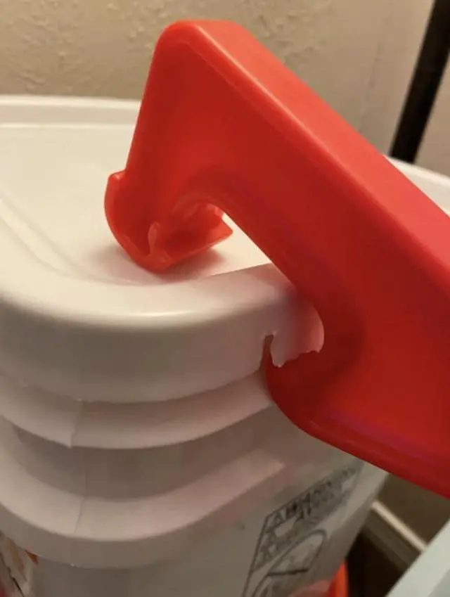 Alt view image 3 of 5 - 5 Gallon Bucket Opener Tool for Lids - Large Heavy Duty Plastic - 12X Leverage Strength for Easy Paint Can, Pail or Bucket Opening - Finger Grip Handle
