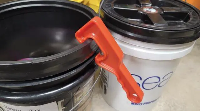 Alt view image 4 of 5 - 5 Gallon Bucket Opener Tool for Lids - Large Heavy Duty Plastic - 12X Leverage Strength for Easy Paint Can, Pail or Bucket Opening - Finger Grip Handle