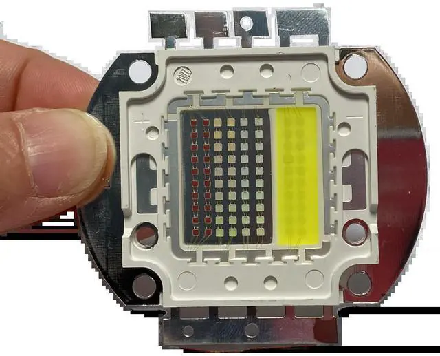 Alt view image 4 of 6 - 200W 4in1 RGBW LED COB Beads Chip COB Audience Light 80 Chips Floodlight Lamps LED COB Chips Stage Light