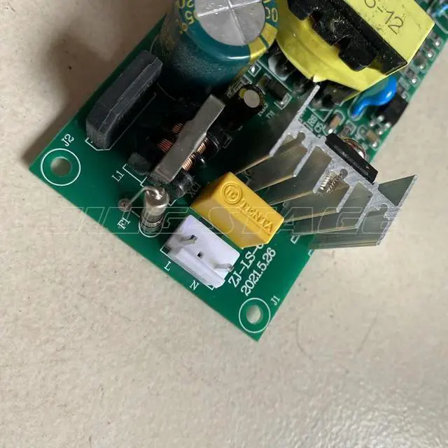 Alt view image 6 of 6 - 65w Led Par Lights Drive Power 12V Power Supply