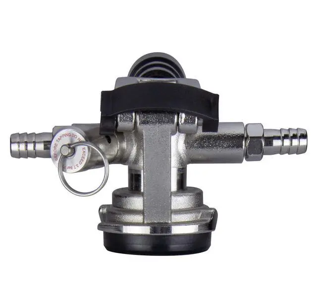 Alt view image 2 of 7 - Keg Coupler, D System, Nickel