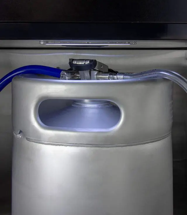 Alt view image 6 of 7 - Keg Coupler, D System, Nickel