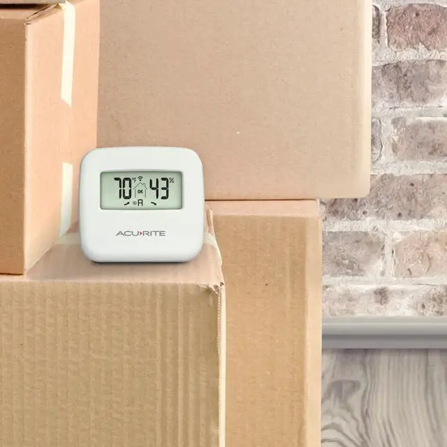 Alt view image 7 of 7 - 01095M Indoor Temperature & Humidity Station with 3 Sensors, White