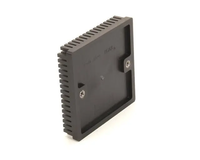 Alt view image 2 of 4 - 379114 Pusher Block