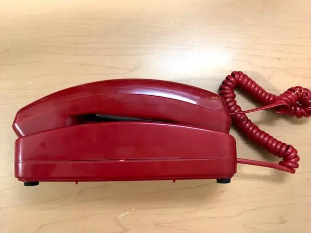 Alt view image 2 of 4 - Trim-Style Emergency (Off-Hook Hotline Dialer) Wall/Desk Phone - Red