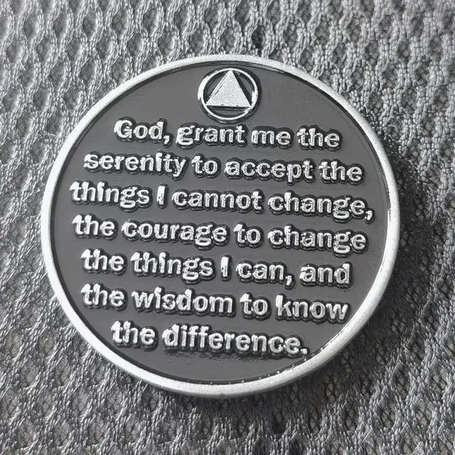 Alt view image 6 of 7 - Grateful to Be Alive Sobriety Chip AA Coins and Medallions Recovery Anniversary Token (Pack of 10)