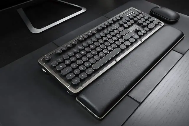 Alt view image 5 of 6 - Retro Classic Palm Rest, Gunmetal