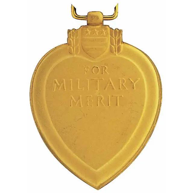 Alt view image 2 of 3 - Full Size Purple Heart Medal (PH)
