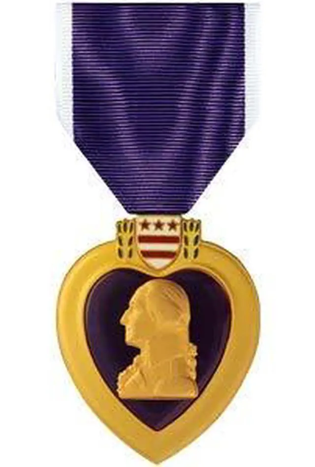 Alt view image 3 of 3 - Full Size Purple Heart Medal (PH)