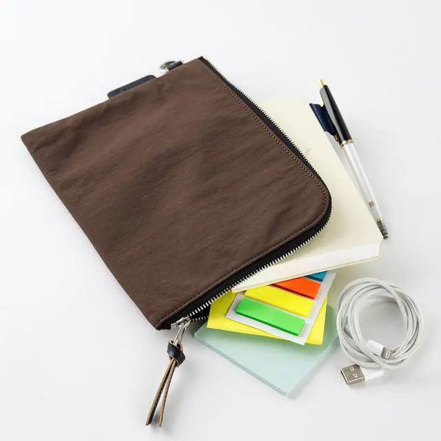 Alt view image 4 of 6 - Hobonichi Techo Planner Accessory Tragen Flat Pouch for A6 Size (Brown)