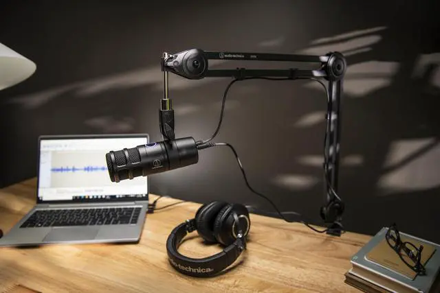 Alt view image 6 of 6 - AT2040USB Dynamic USB Microphone