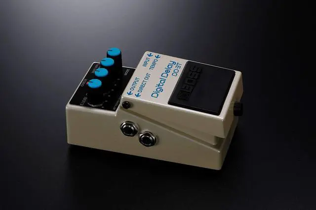 Alt view image 3 of 5 - DD-3T Digital Delay Guitar Effect Pedal (DD-3T)