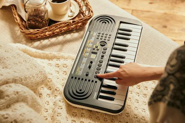 Alt view image 3 of 4 - tone SA-51 32-Key Compact Digital Keyboard | Portable Electronic Piano with 100 Tones, 50 Rhythms & Built-In Songs | Battery Powered