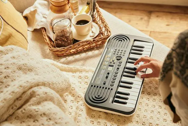Alt view image 4 of 4 - tone SA-51 32-Key Compact Digital Keyboard | Portable Electronic Piano with 100 Tones, 50 Rhythms & Built-In Songs | Battery Powered